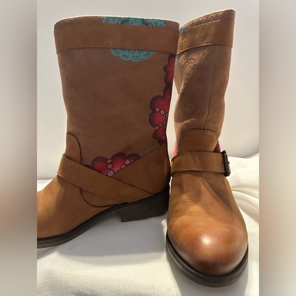 Desigual Women’s Boot - Picture 1 of 9